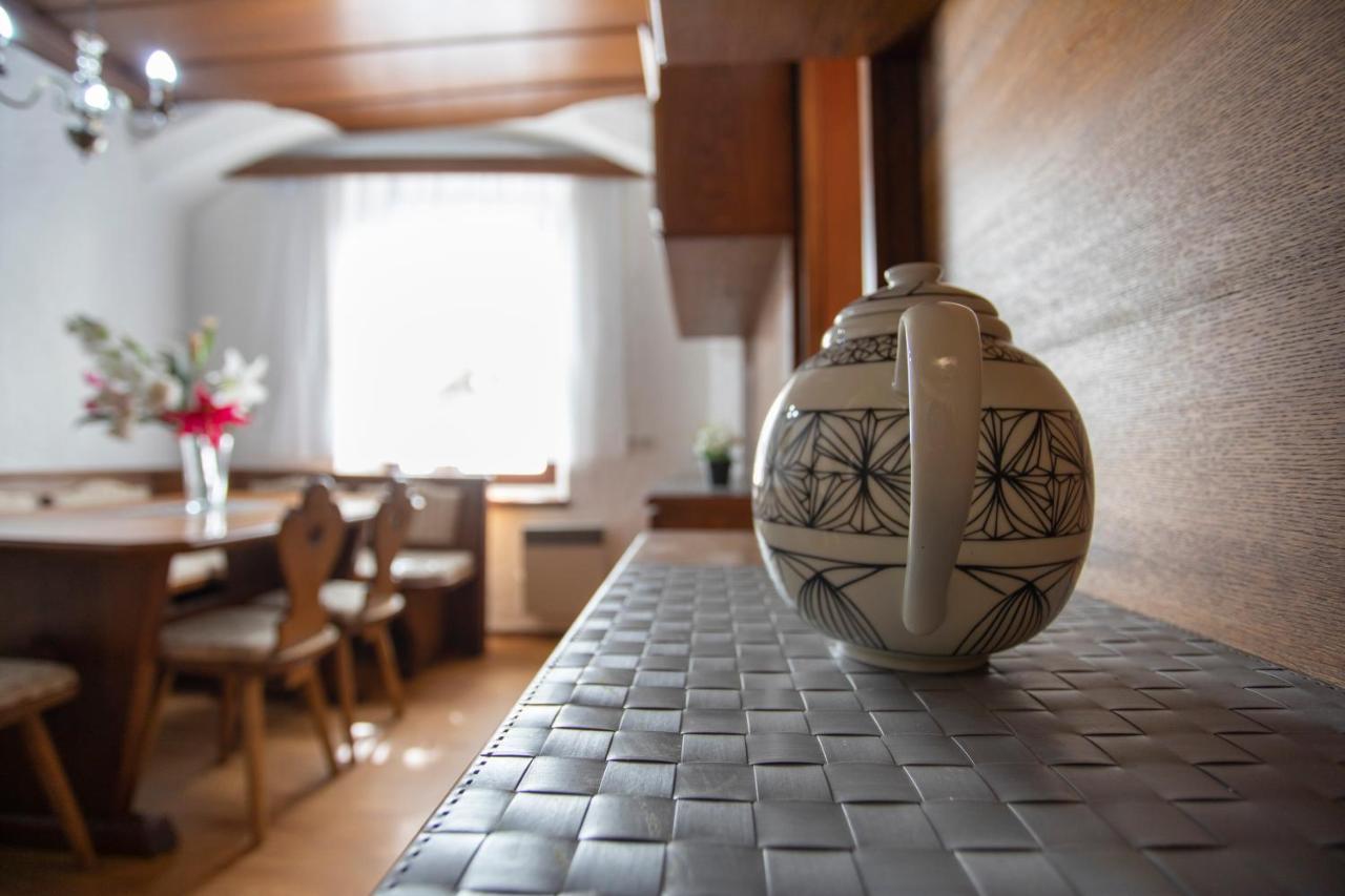 Traditional Old Town Apartment 홀인티롤 외부 사진