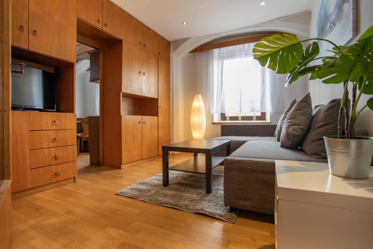 Traditional Old Town Apartment 홀인티롤 외부 사진